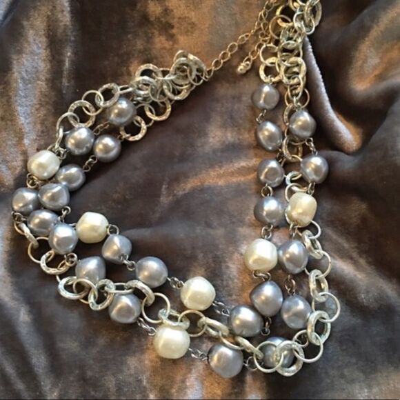TRIPLE STRAND Blue Gray White & Silver Necklace! - Picture 8 of 9